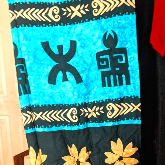 Women's Black/Turquoise Tribal Print Suroung - Picture 2 of 2